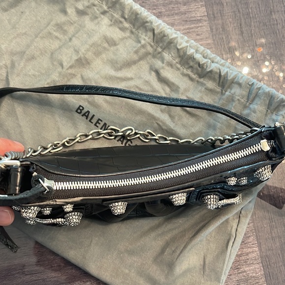 Balenciaga Women's Black Le Cagole Mini Purse With Chain - Picture 6 of 6